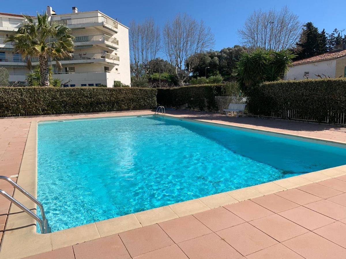 Studio De Standing Climatise, Avec Piscine, Proche De La Mer Fréjus Exterior foto